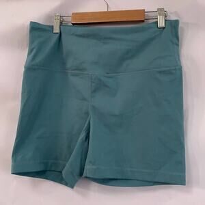 NWOT YOGALICIOUS LUX HIGH WAIST SHORTS SIZE L‎